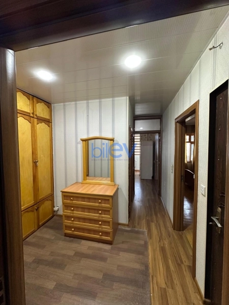 Aylıq Kirayə 2 otaqlı Köhnə Tikili bina evi  70m², Bakı