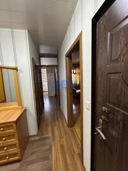 Aylıq Kirayə 2 otaqlı Köhnə Tikili bina evi  70m², Bakı