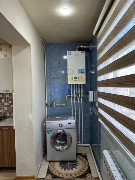 Aylıq Kirayə 2 otaqlı Köhnə Tikili bina evi  70m², Bakı