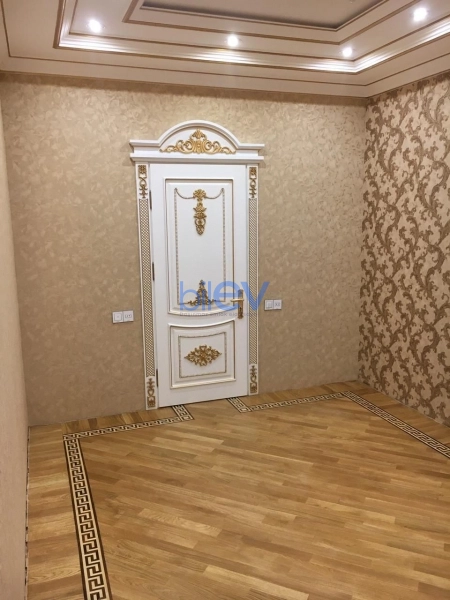 Aylıq Kirayə 2 otaqlı Yeni Tikili bina evi  90m², Bakı