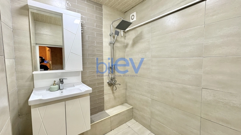 Satış 2 otaqlı Köhnə Tikili bina evi  60m², Bakı