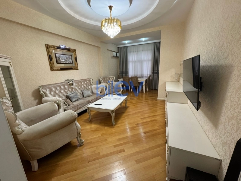 Aylıq Kirayə 3 otaqlı Yeni Tikili bina evi  110m², Bakı