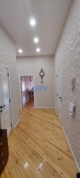 Satış 2 otaqlı Yeni Tikili bina evi  85m², Bakı