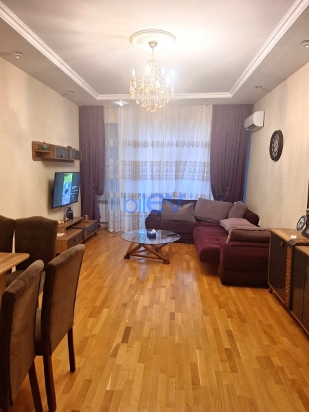 Aylıq Kirayə 3 otaqlı Yeni Tikili bina evi  110m², Bakı