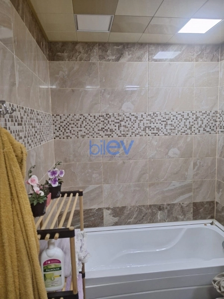 Aylıq Kirayə 3 otaqlı Yeni Tikili bina evi  110m², Bakı