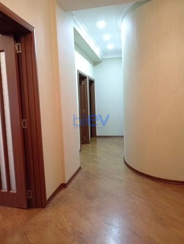 Aylıq Kirayə 2 otaqlı Yeni Tikili bina evi  90m², Bakı