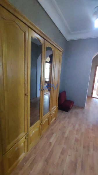 Aylıq Kirayə 2 otaqlı Köhnə Tikili bina evi  70m², Bakı