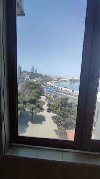 Aylıq Kirayə 2 otaqlı Köhnə Tikili bina evi  70m², Bakı