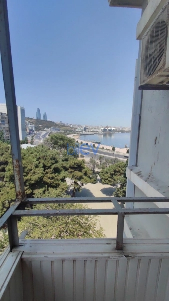 Aylıq Kirayə 2 otaqlı Köhnə Tikili bina evi  70m², Bakı