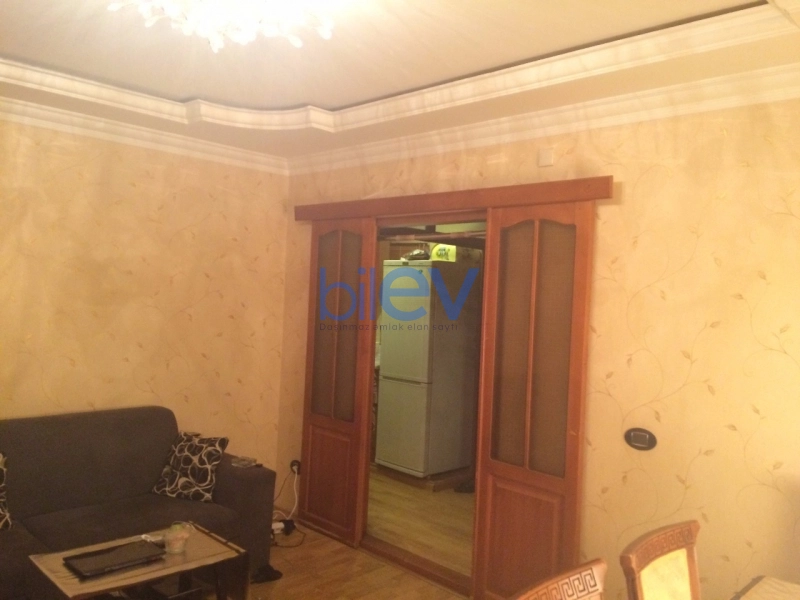 Satış 2 otaqlı Köhnə Tikili bina evi  39m², Bakı
