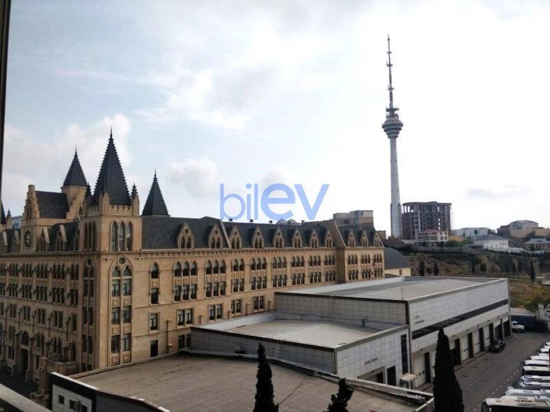 Aylıq Kirayə 2 otaqlı Yeni Tikili bina evi  100m², Bakı