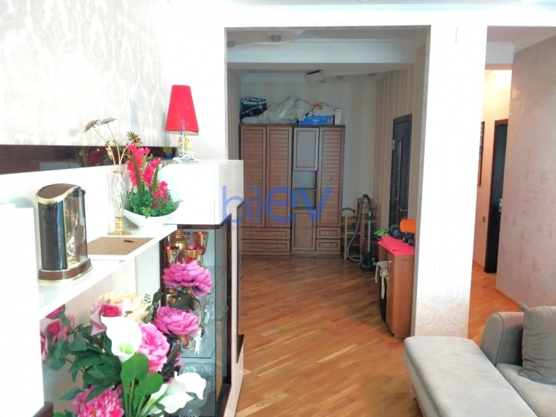 Aylıq Kirayə 2 otaqlı Yeni Tikili bina evi  100m², Bakı