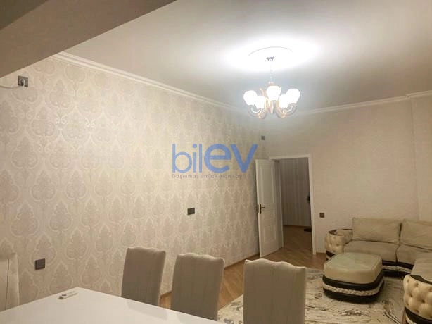 Aylıq Kirayə 3 otaqlı Yeni Tikili bina evi  135m², Bakı