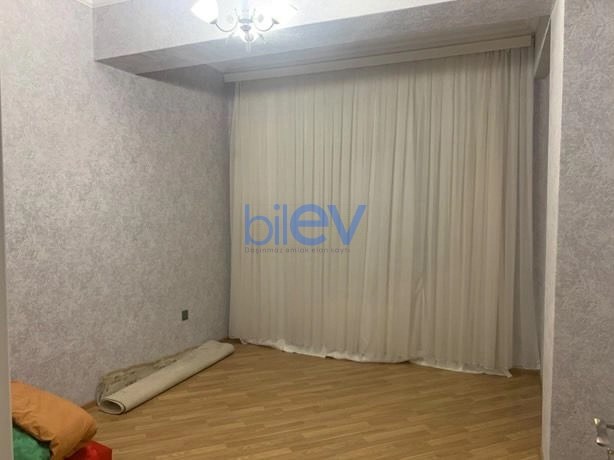 Aylıq Kirayə 3 otaqlı Yeni Tikili bina evi  135m², Bakı