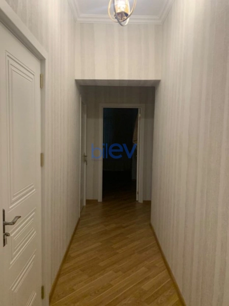 Aylıq Kirayə 3 otaqlı Yeni Tikili bina evi  135m², Bakı