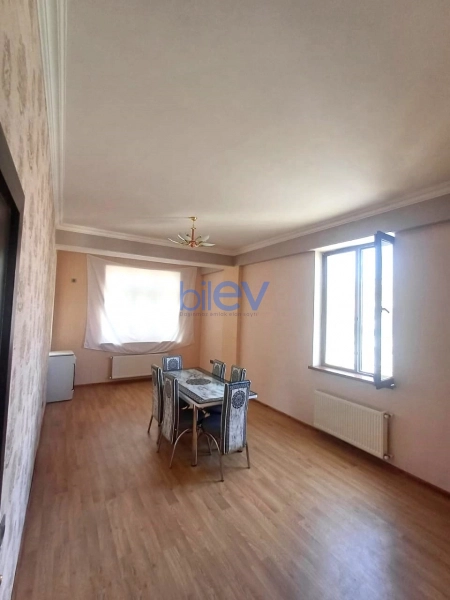 Aylıq Kirayə 3 otaqlı Yeni Tikili bina evi  100m², Bakı