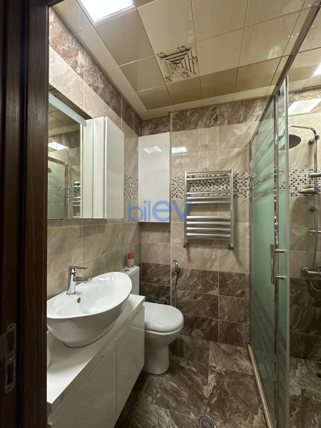 Aylıq Kirayə 2 otaqlı Yeni Tikili bina evi  70m², Bakı