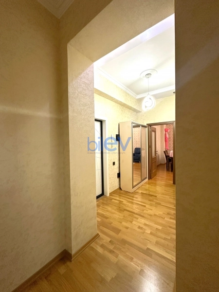 Aylıq Kirayə 2 otaqlı Yeni Tikili bina evi  70m², Bakı
