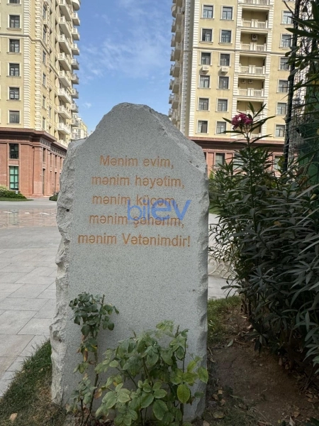 Satış 2 otaqlı Yeni Tikili bina evi  70m², Bakı