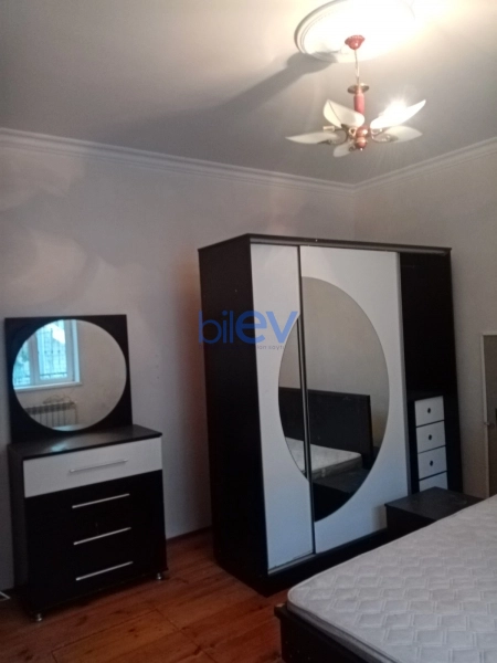 Satış 1 otaqlı Köhnə Tikili bina evi  36m², Bakı