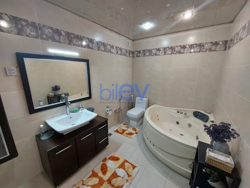Satış 4 otaqlı Yeni Tikili bina evi  165m², Bakı