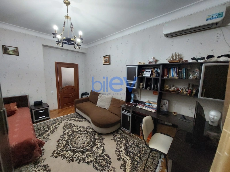 Satış 4 otaqlı Yeni Tikili bina evi  165m², Bakı