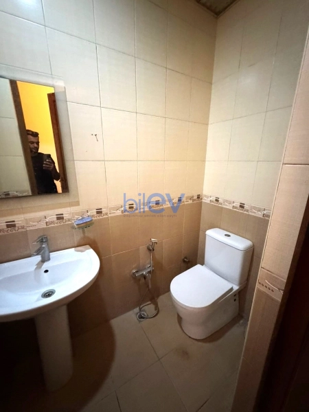 Aylıq Kirayə 3 otaqlı Yeni Tikili bina evi  100m², Bakı