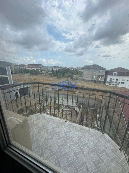 Aylıq Kirayə 3 otaqlı Yeni Tikili bina evi  100m², Bakı