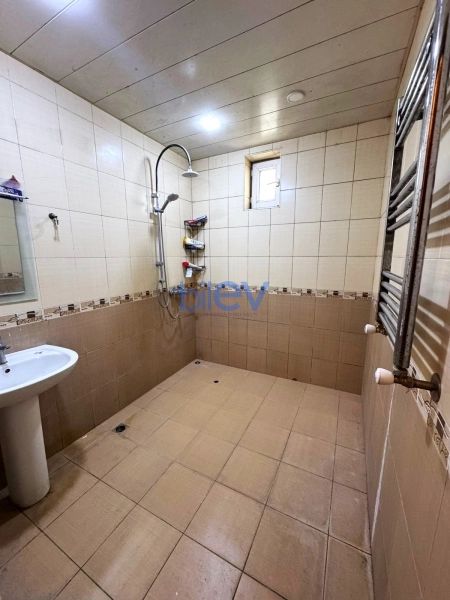 Aylıq Kirayə 3 otaqlı Yeni Tikili bina evi  100m², Bakı