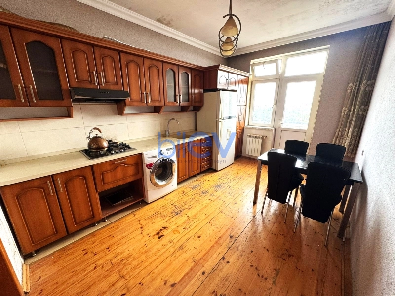 Aylıq Kirayə 3 otaqlı Yeni Tikili bina evi  100m², Bakı