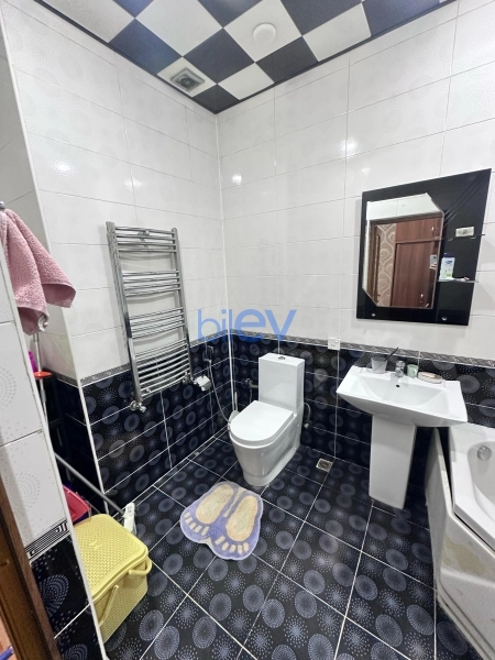 Aylıq Kirayə 2 otaqlı Yeni Tikili bina evi  95m², Bakı