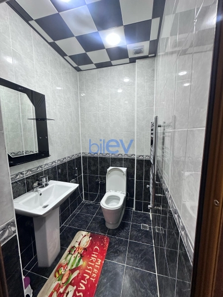 Aylıq Kirayə 2 otaqlı Yeni Tikili bina evi  95m², Bakı