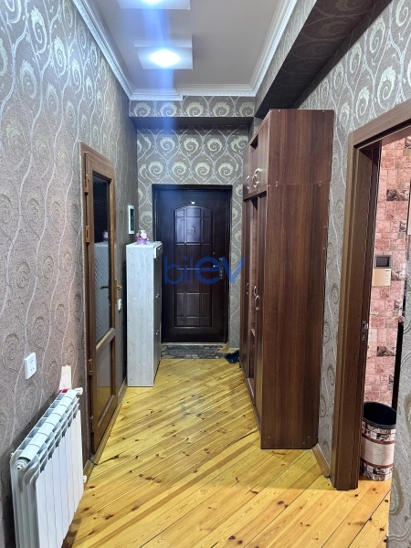 Aylıq Kirayə 2 otaqlı Yeni Tikili bina evi  95m², Bakı