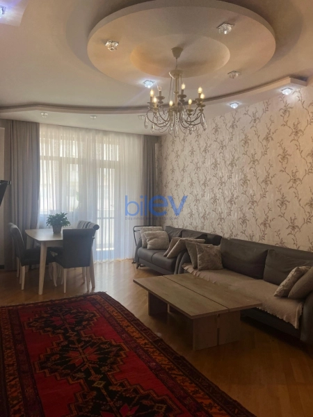 Aylıq Kirayə 3 otaqlı Yeni Tikili bina evi  100m², Bakı