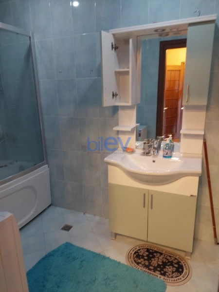 Aylıq Kirayə 2 otaqlı Yeni Tikili bina evi  82m², Bakı
