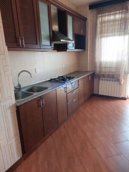 Aylıq Kirayə 2 otaqlı Yeni Tikili bina evi  82m², Bakı