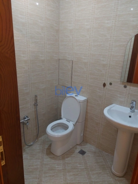 Aylıq Kirayə 2 otaqlı Yeni Tikili bina evi  82m², Bakı