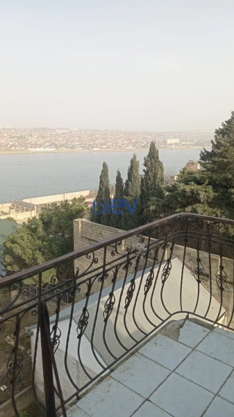 Satış 8 otaqlı Həyət evi  495m², Bakı