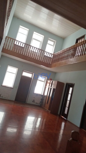 Satış 8 otaqlı Həyət evi  495m², Bakı