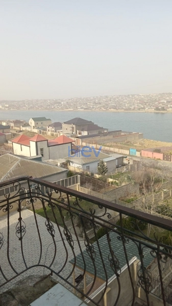 Satış 8 otaqlı Həyət evi  495m², Bakı