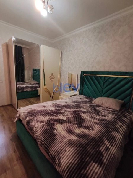 Aylıq Kirayə 2 otaqlı Köhnə Tikili bina evi  90m², Bakı