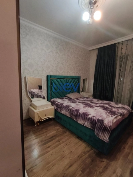 Aylıq Kirayə 2 otaqlı Köhnə Tikili bina evi  90m², Bakı