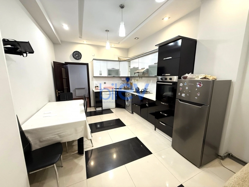 Aylıq Kirayə 2 otaqlı Yeni Tikili bina evi  95m², Bakı