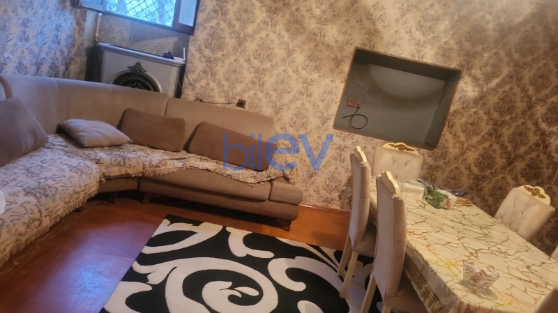 Satış 5 otaqlı Köhnə Tikili bina evi  6m², Bakı