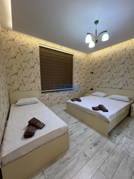 Günlük Kirayə 3 otaqlı Yeni Tikili bina evi  130m², Qəbələ