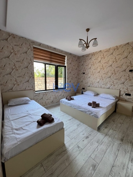 Günlük Kirayə 3 otaqlı Yeni Tikili bina evi  130m², Qəbələ