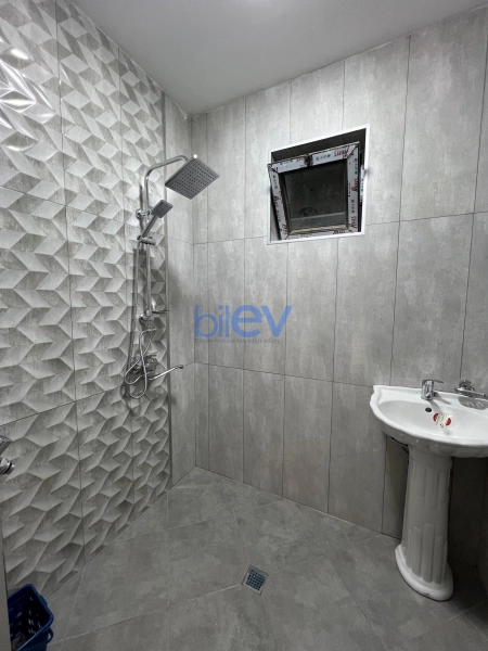 Günlük Kirayə 3 otaqlı Yeni Tikili bina evi  130m², Qəbələ