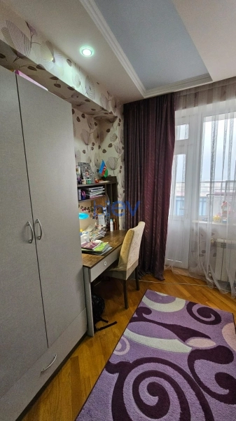 Satış 3 otaqlı Yeni Tikili bina evi  75m², Bakı