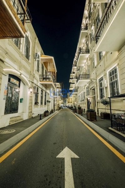 Aylıq Kirayə 2 otaqlı Köhnə Tikili bina evi  55m², Bakı