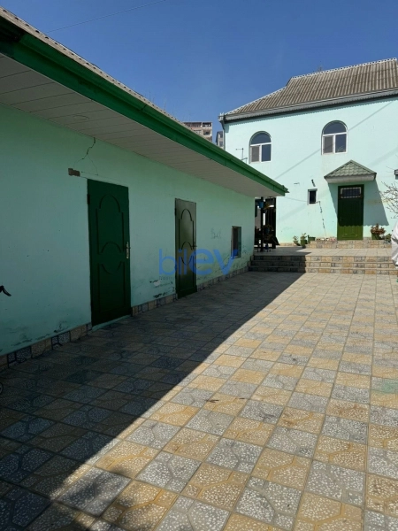 Satış 5 otaqlı Həyət evi  4m², Bakı